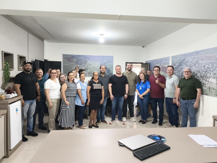 Nova Londrina Recebe Deputado Alisson Wandscheer com Anúncio de Importantes Investimentos