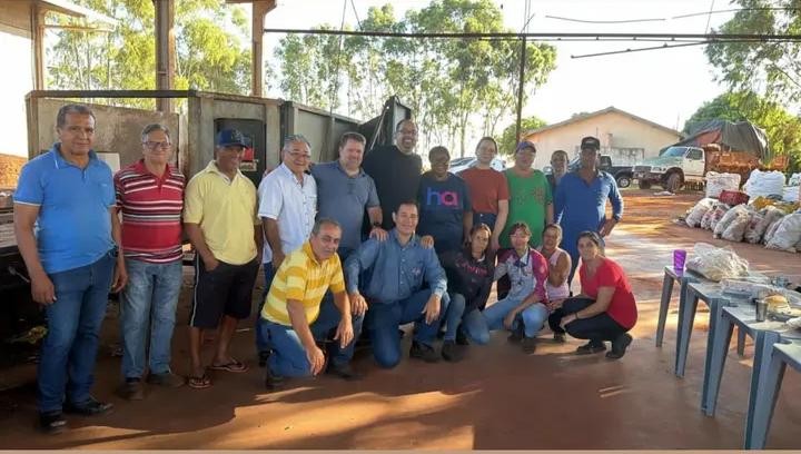 Prefeitura homenageia recicladores com café da manhã e destaca papel essencial na sustentabilidade