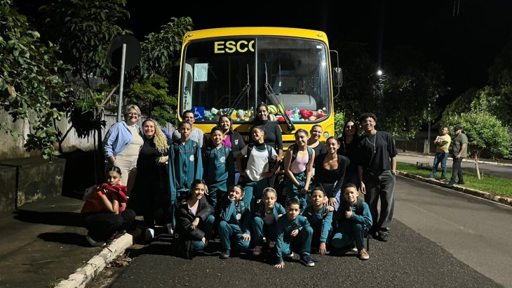 Alunos da Escola Santa Mônica brilham na abertura dos Jogos Escolares em São Pedro do Paraná